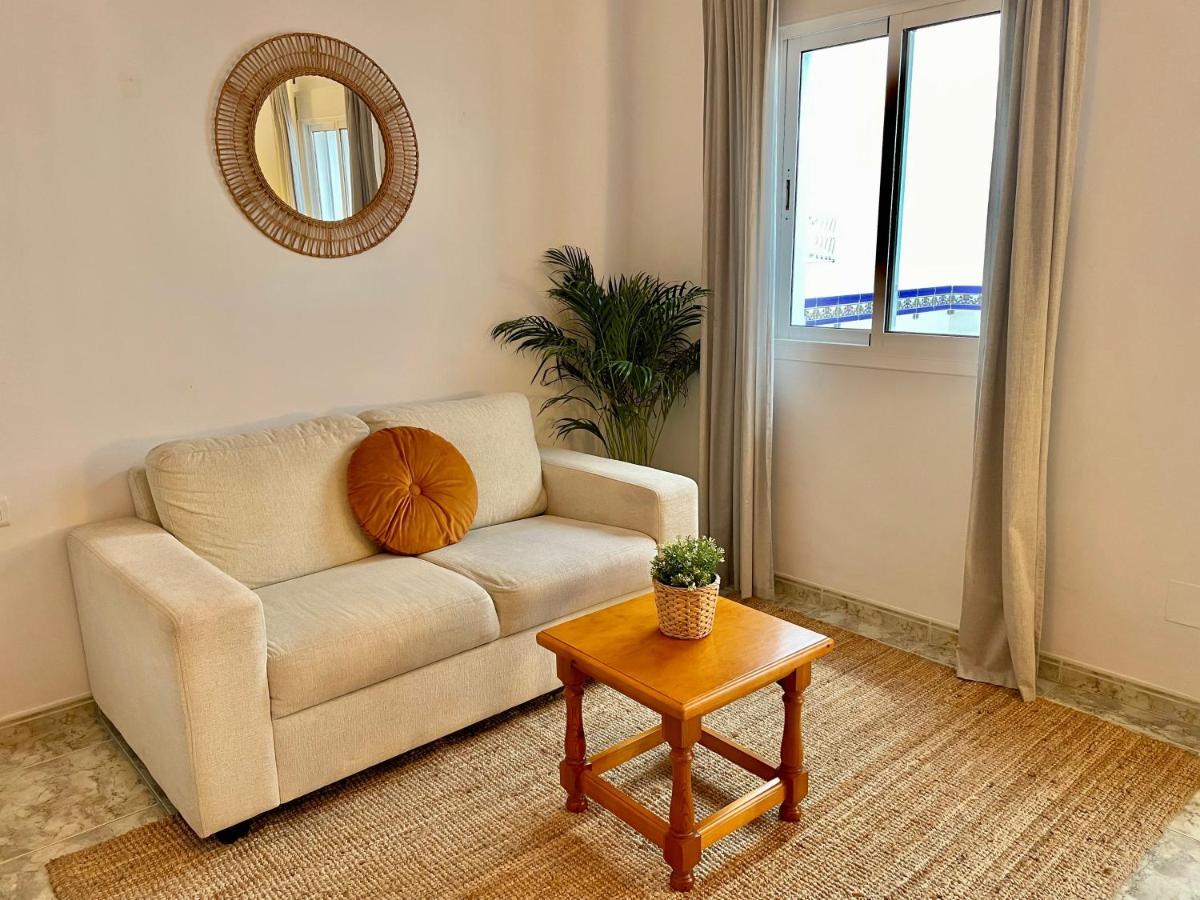 Apartamentos Alan Nerja Exterior foto